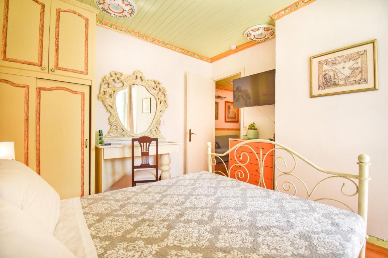 Venetian Well Gallery Apartment In Corfu Old Town المظهر الخارجي الصورة